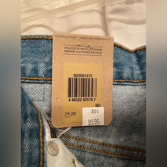 Levis 501 crop jeans - Picture 5 of 6